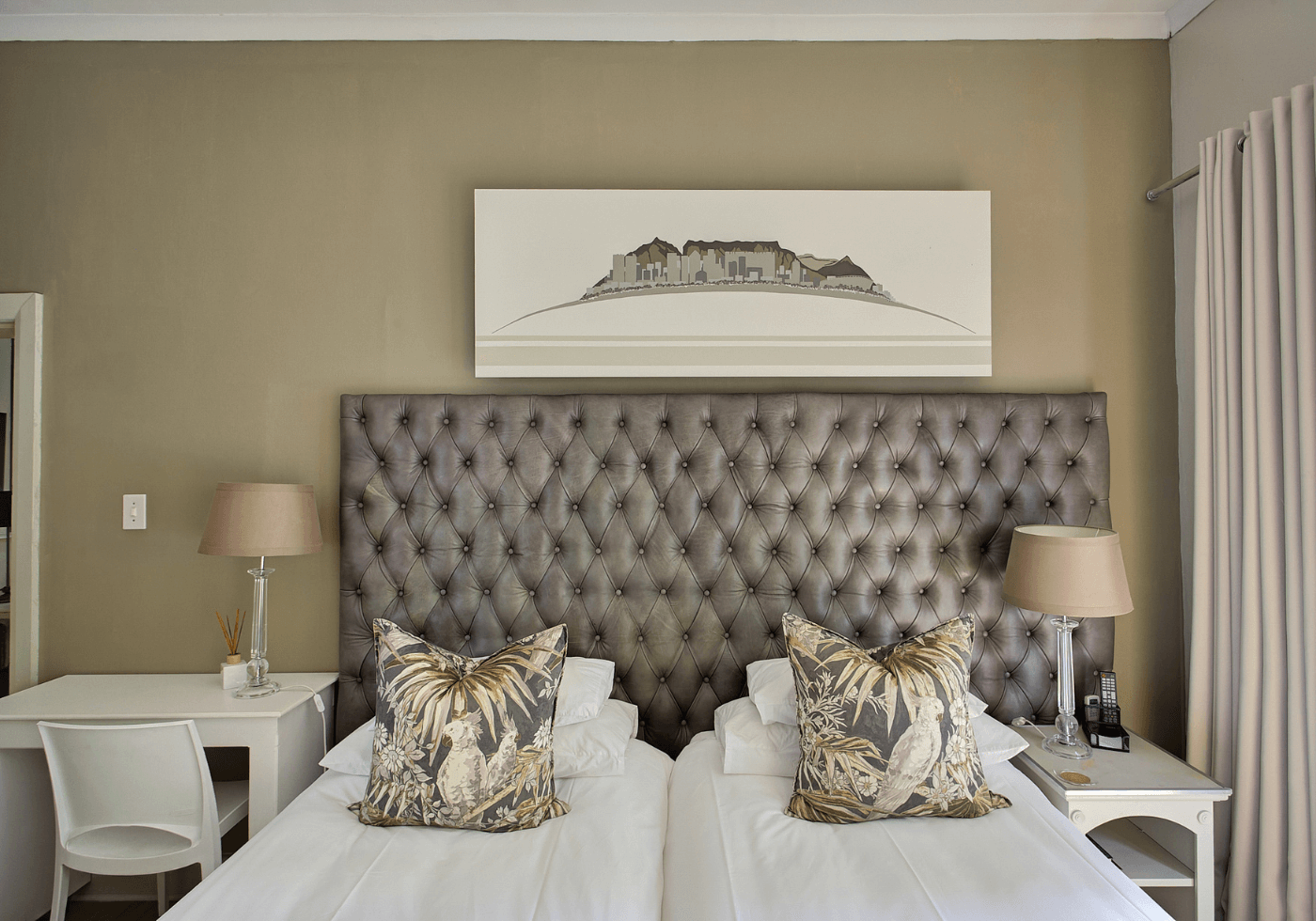 Staying in Sea Point? Here’s Why Guests Love Leeuwenzee Guest House
