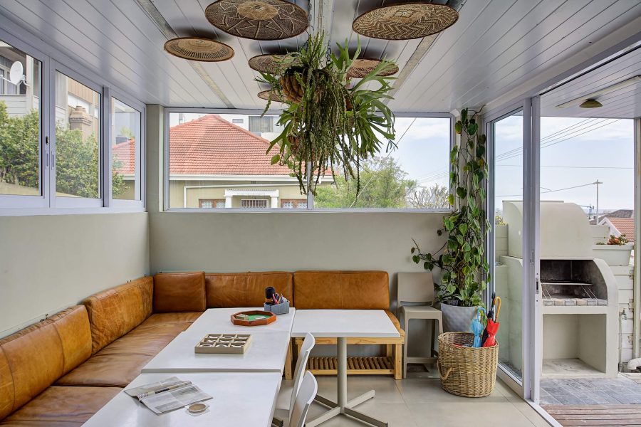 leeuwenzee-deck-area